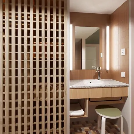 Helka Hotel 4*