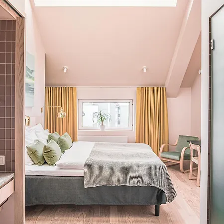 Helka Hotel 4*